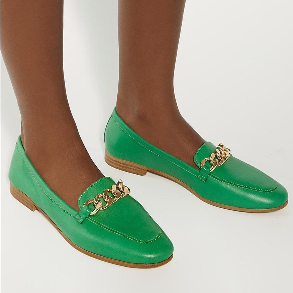 DUNE “Goldsmith” Kelly Green Gold Chain Flats Loafers 8 NWT